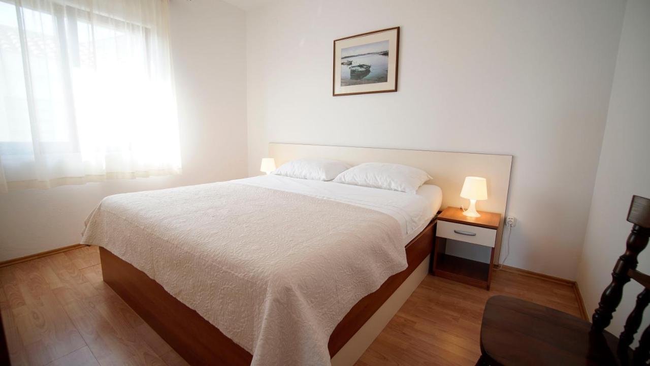 Apartments Ivos Свети Петър Екстериор снимка